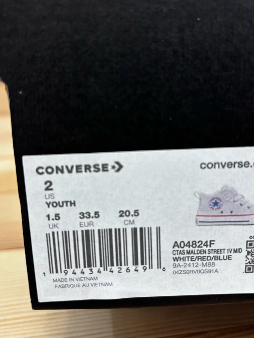 Converse‎ Chuck Taylor All Star Mid Malden Street Kids Sneakers Sz 2 Y White